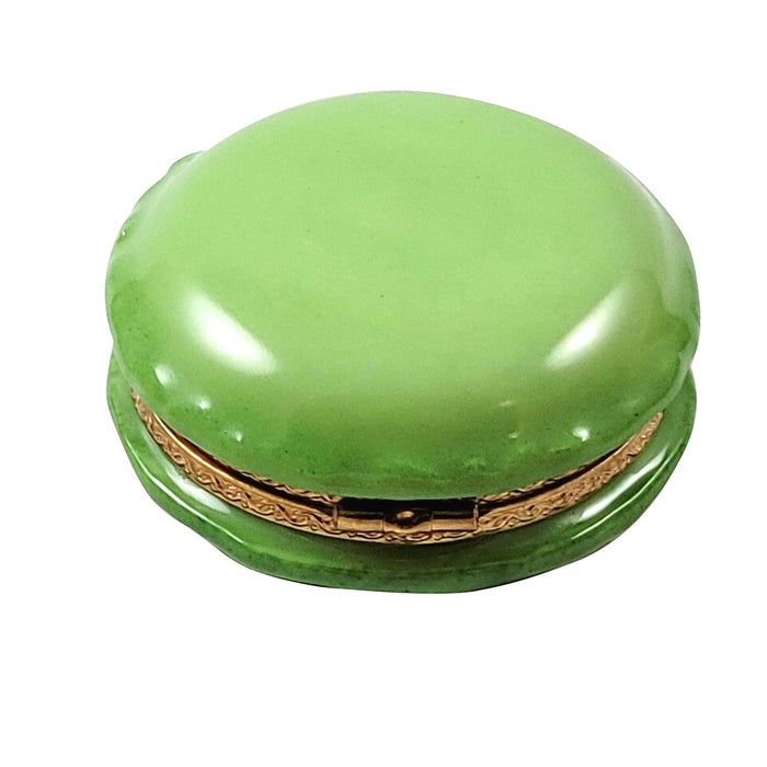 Green Macarons de Paris
