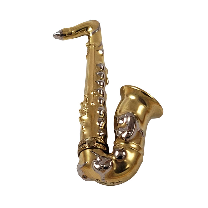 Saxophone musical instrument