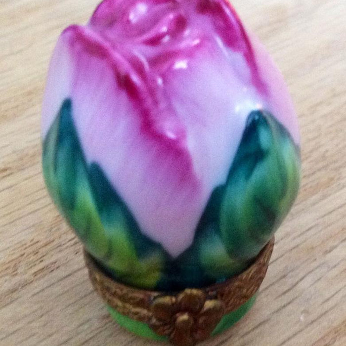 Delicate porcelain flower trinket box showcasing unique porcelain gift ideas for luxury lovers