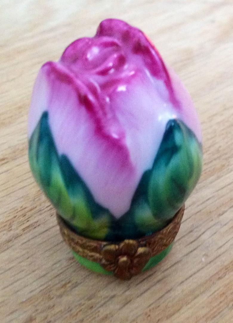 Delicate porcelain flower trinket box showcasing unique porcelain gift ideas for luxury lovers