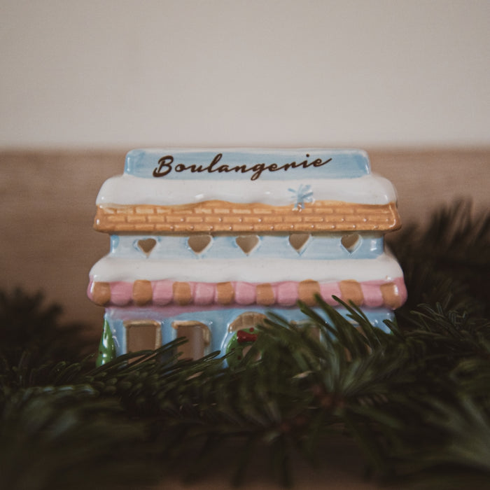 white and brown cake on green pine tree