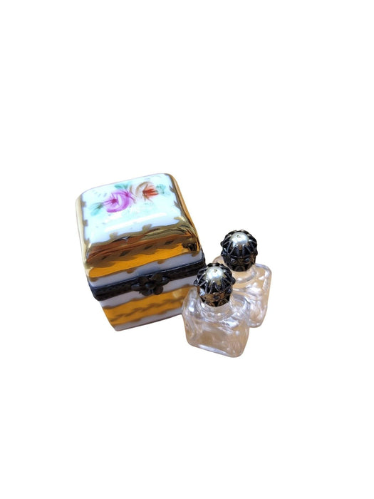 2 Perfume in Square - Rare-Perfume-CH4F109