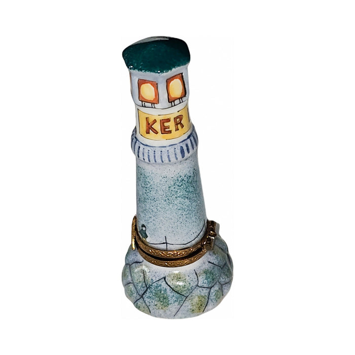 Fine art lovers will admire this Ker Moet Bue Light House Limoges box