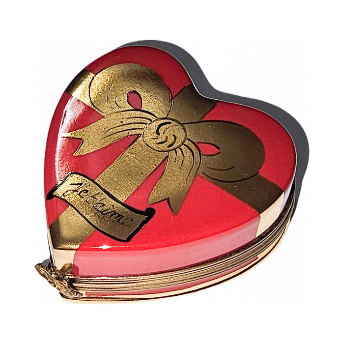 Gift idea for someone who loves France: Always Je T'aime Red Heart with Rose Limoges box