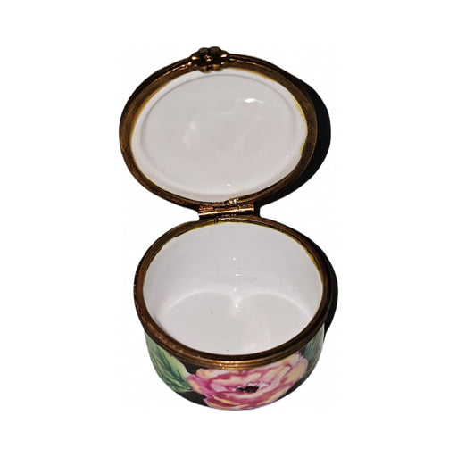 Painted details on the Black and Roses on Round Charm Limoges box, French art in miniature
