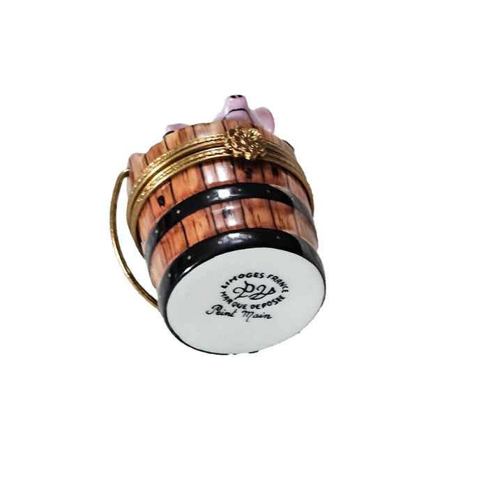 Charming Piglet Keepsake for Animal Lovers Porcelain Limoges pig French Trinket Box