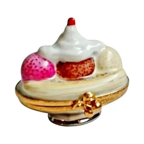 Banana Split by Artoria, an authentic French Limoges box from Limoges Boutique