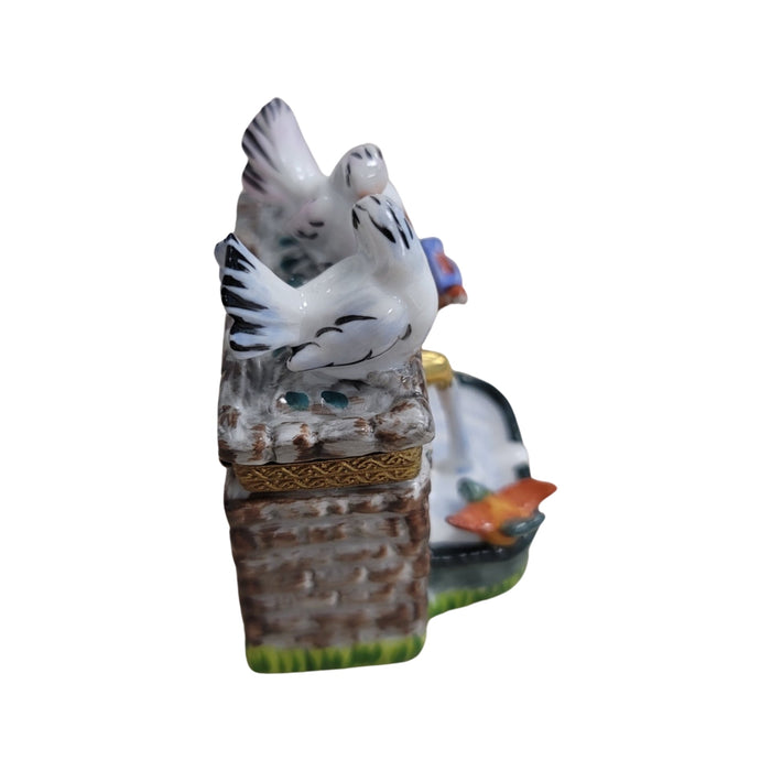 Birds on Fountain Delight for Collectors Porcelain Limoges birds garden French Trinket Box