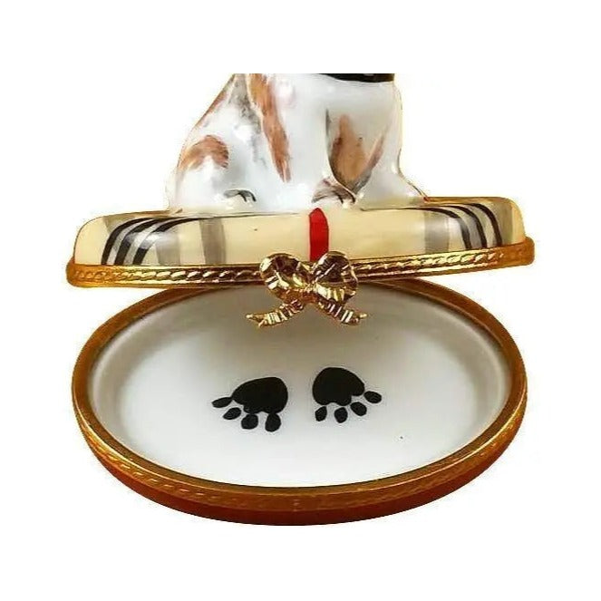 Fine art lovers will admire this Bulldog on Plaid Rug Limoges box