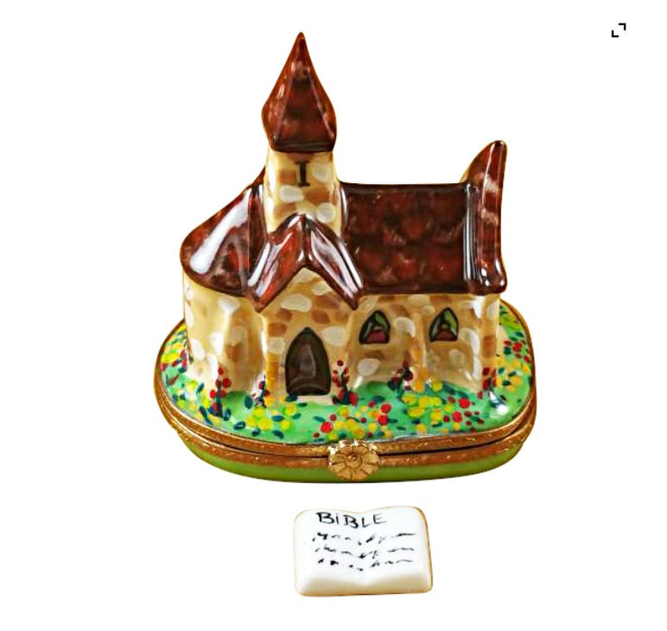 CHURCH WITH BROWN ROOF & REMOVABLE BIBLE