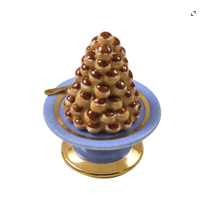 CROQUEMBOUCHE - FRENCH DESERT CHOUX PASTRY PUFFS