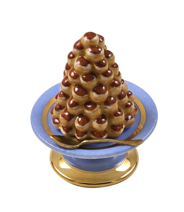 CROQUEMBOUCHE - FRENCH DESERT CHOUX PASTRY PUFFS