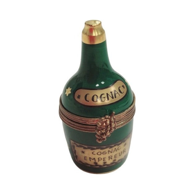 Fine French craftsmanship on the Cognac Limoges box, painted by hand