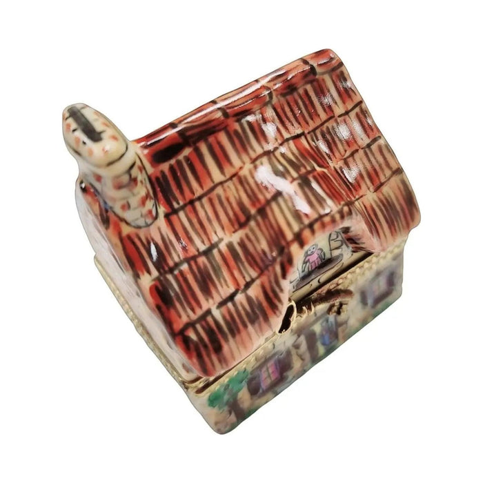 Fine French craftsmanship on the Cottage Country House Limoges box, painted by hand