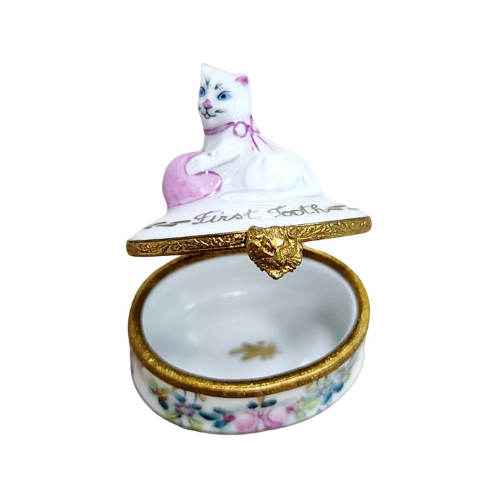 First Tooth Baby Cat Limoges Box Porcelain Figurine-Baby-CH8C213