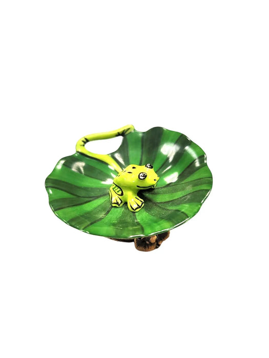 Frog Figurine for Nature Lovers Porcelain Limoges frog LIMOGES BOXES turtle French Trinket Box