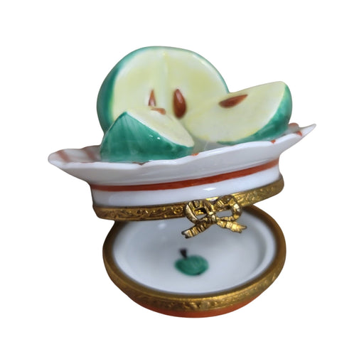 Green Apple on Plate-fruit vegetable-CH8C165