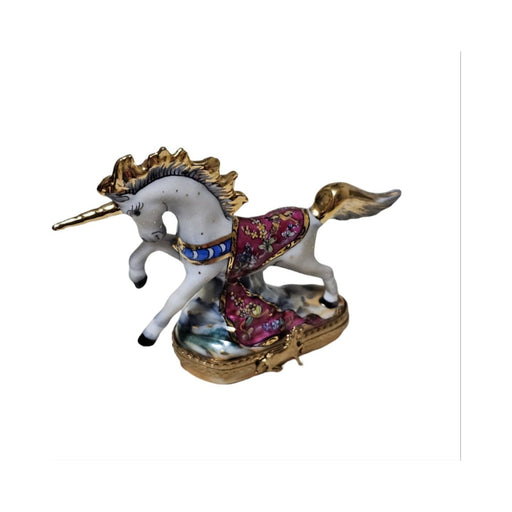 Limoges Boutique presents the White Unicorn Magical, a genuine Limoges box painted by hand in France