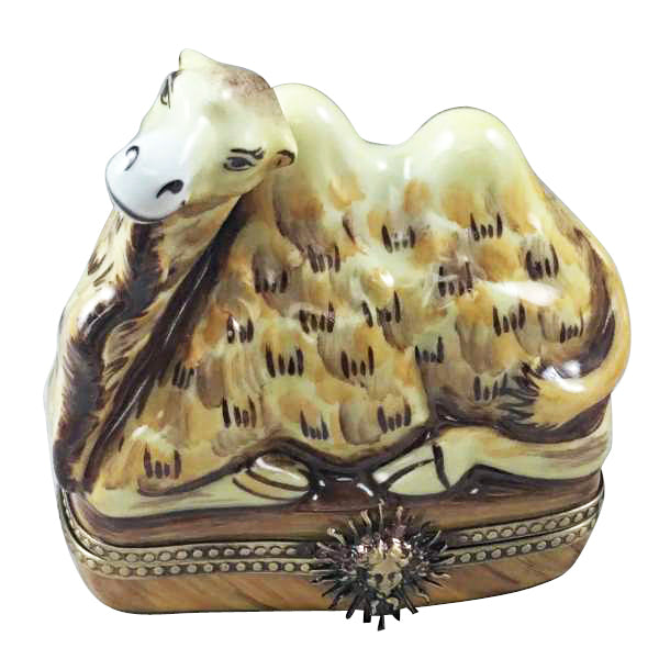 The painter's artistry shows on this Satin Nativity Set, 12 Pieces Limoges box