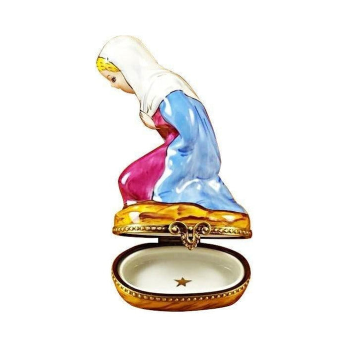 The painter's artistry shows on this Mary Limoges box