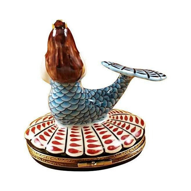 Fine French craftsmanship on the Mermaid Limoges box, painted by hand