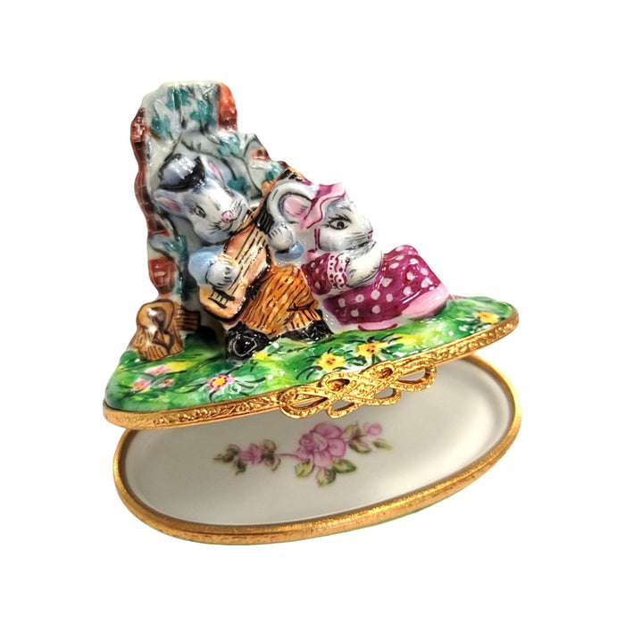 Mice Serenading in Garden Porcelain Limoges Mice Love home French Trinket Box