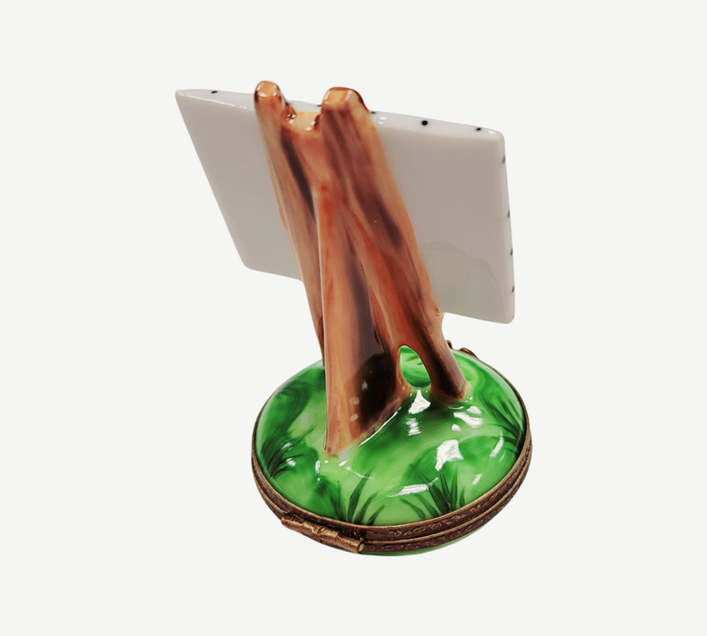 Philadelphia Easel Figurine for Art Lovers Porcelain Limoges Fine Art French Trinket Box