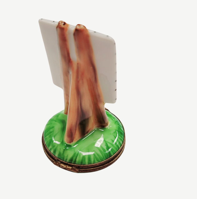 Philadelphia Easel Figurine for Art Lovers Porcelain Limoges Fine Art French Trinket Box