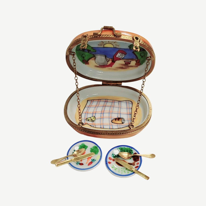 Romantic Picnic for Two Limoges Box Porcelain Figurine-food beach travel love valentine LIMOGES BOXES-CH3S173