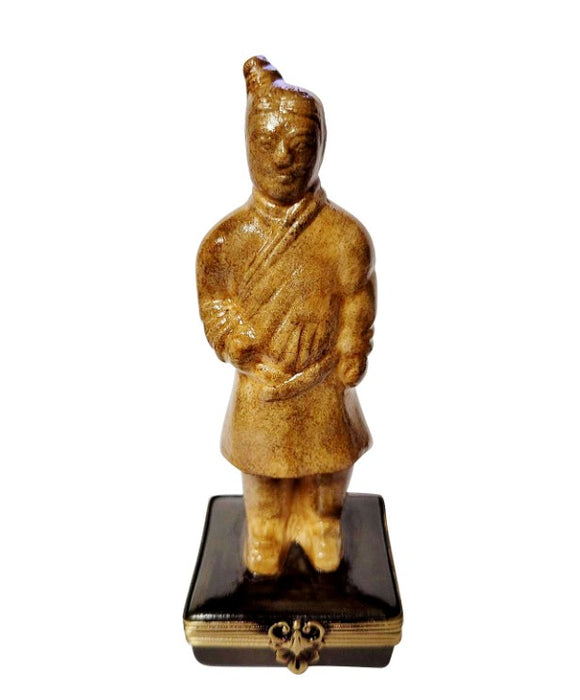 TERRACOTTA SOLIDER-STANDING