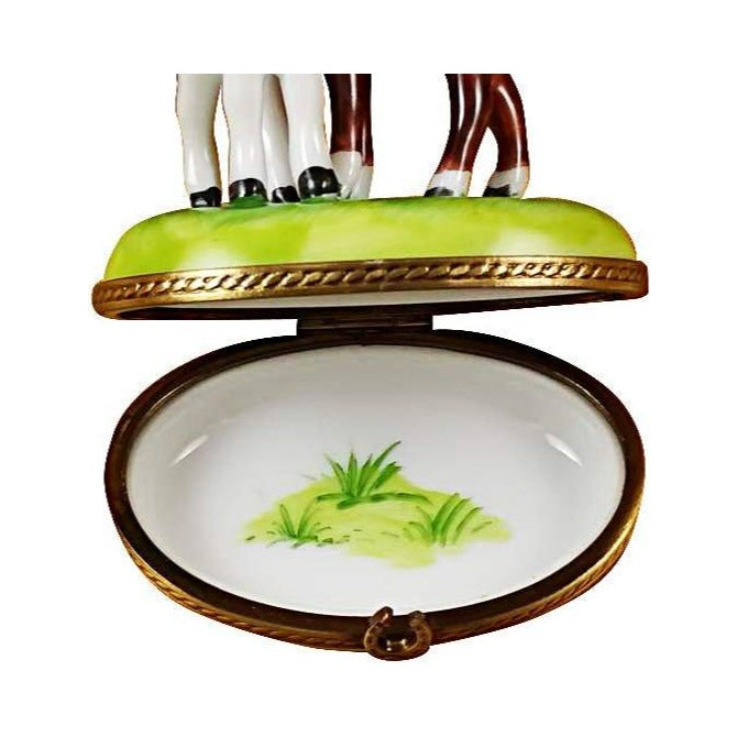 Fine French craftsmanship on the Two Horses on Small Oval Limoges box, painted by hand