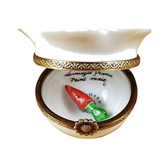 Painted details on the Brown Bunny Leaf Removable Carrot Limoges box, French art in miniature