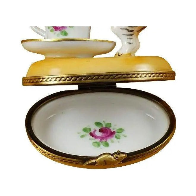 Cat with Milk Limoges box, an heirloom-quality piece for collectors