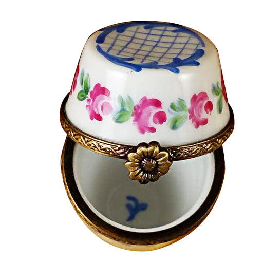 The painter's artistry shows on this Tall Blue and White Limoges box