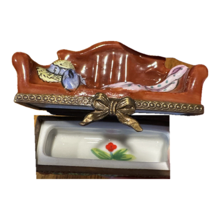 Garden bench hand-painted Limoges porcelain box, open view with flower painted inside