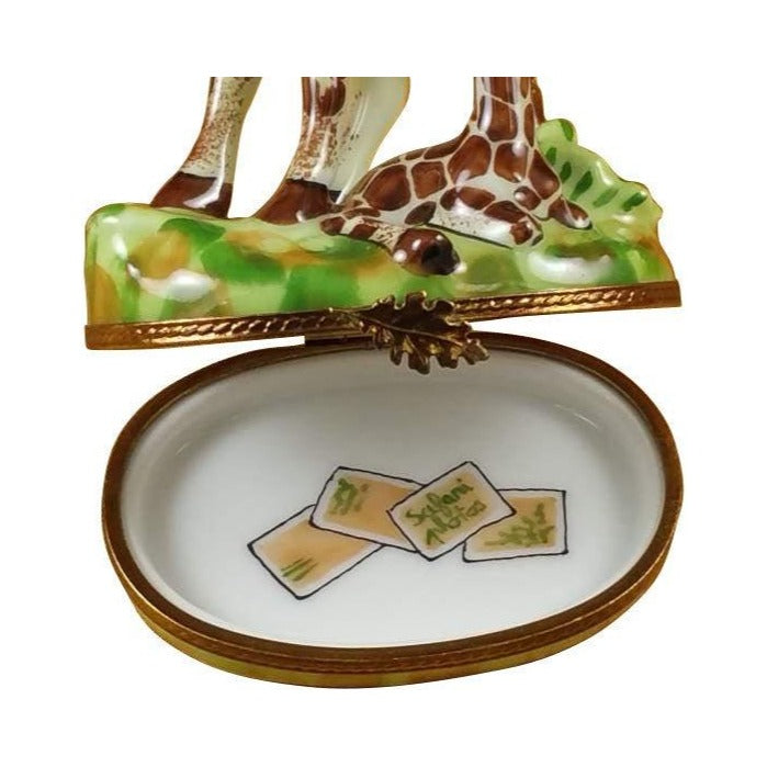 Giraffe with Baby Limoges box painted by hand in Limoges, France, a gift to treasure