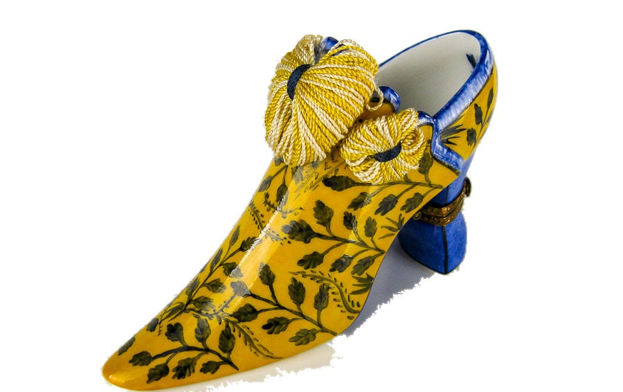 Large Fiona Saunders shoe numbered 39/300, hand-painted Limoges porcelain box by S&D Limoges