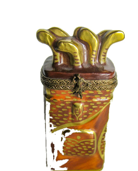 Brown Golf Bag with Clubs hand-painted Limoges porcelain box by Parry Vieille (PV)