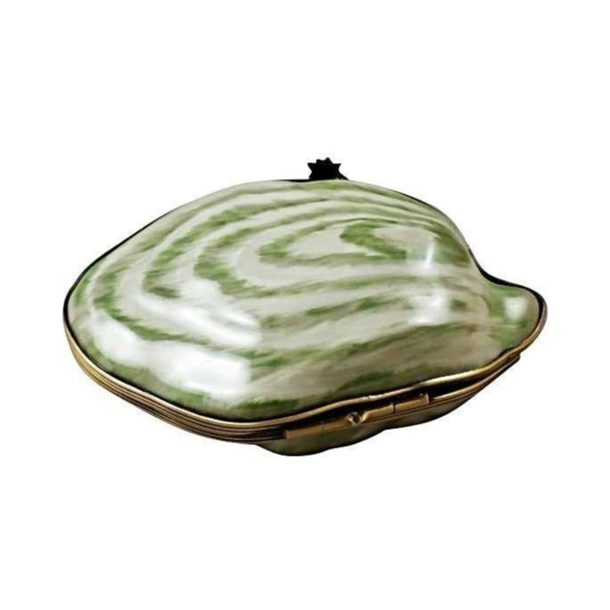 Open lid of the Oyster Pearl Inside Limoges box, ready to hold a small treasure