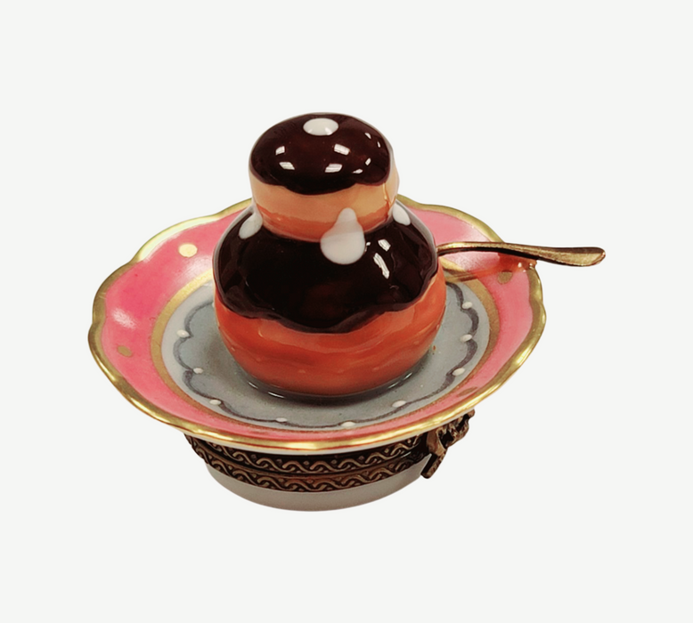 Cream Puff on Plate Limoges Box Porcelain Figurine-food LIMOGES BOXES-CH1R123