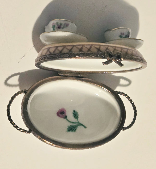 Tea Time for Two w Cups Limoges Box )