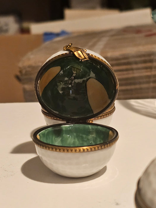 Golf Ball w Flag Painting Inside