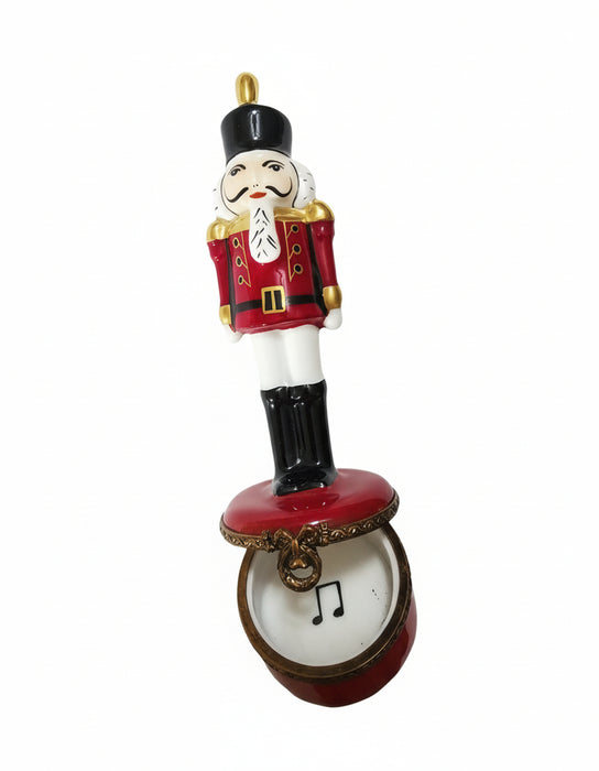 Red Nutcracker w Plum PV