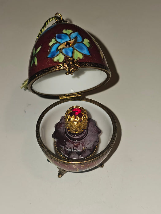 Footed Red Perfume Egg Bold w Tassel