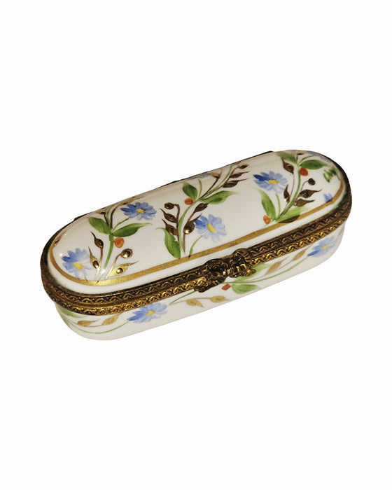 MADAME Pompador blue flower Needle box