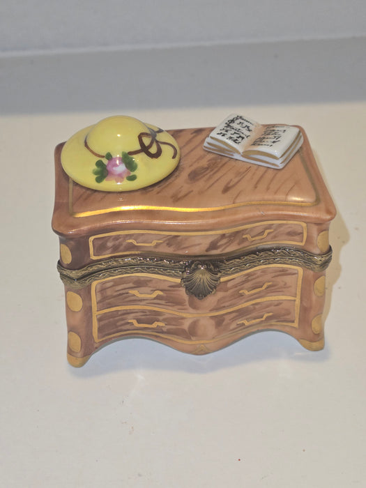 Dresser w Hat Book