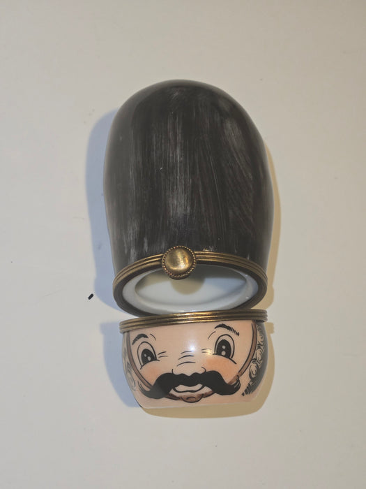 Soldier Guard Head
