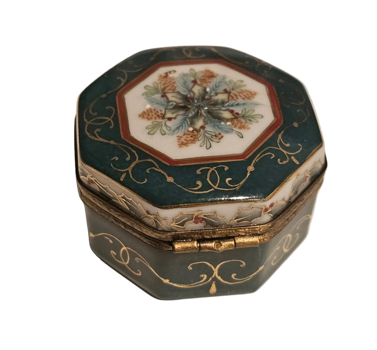 Christmas Holly Hexa Trinket Limoges Box