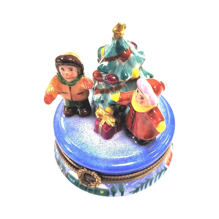 The painter's artistry shows on this Children Waiting Christmas Morning Limoges box