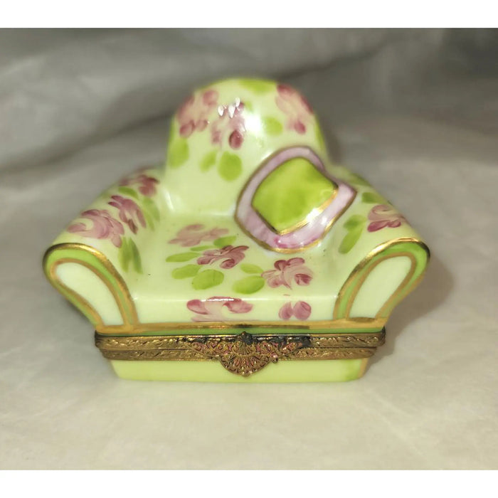 Flowered Chair Delight for Collectors Porcelain Limoges furniture hat French Trinket Box